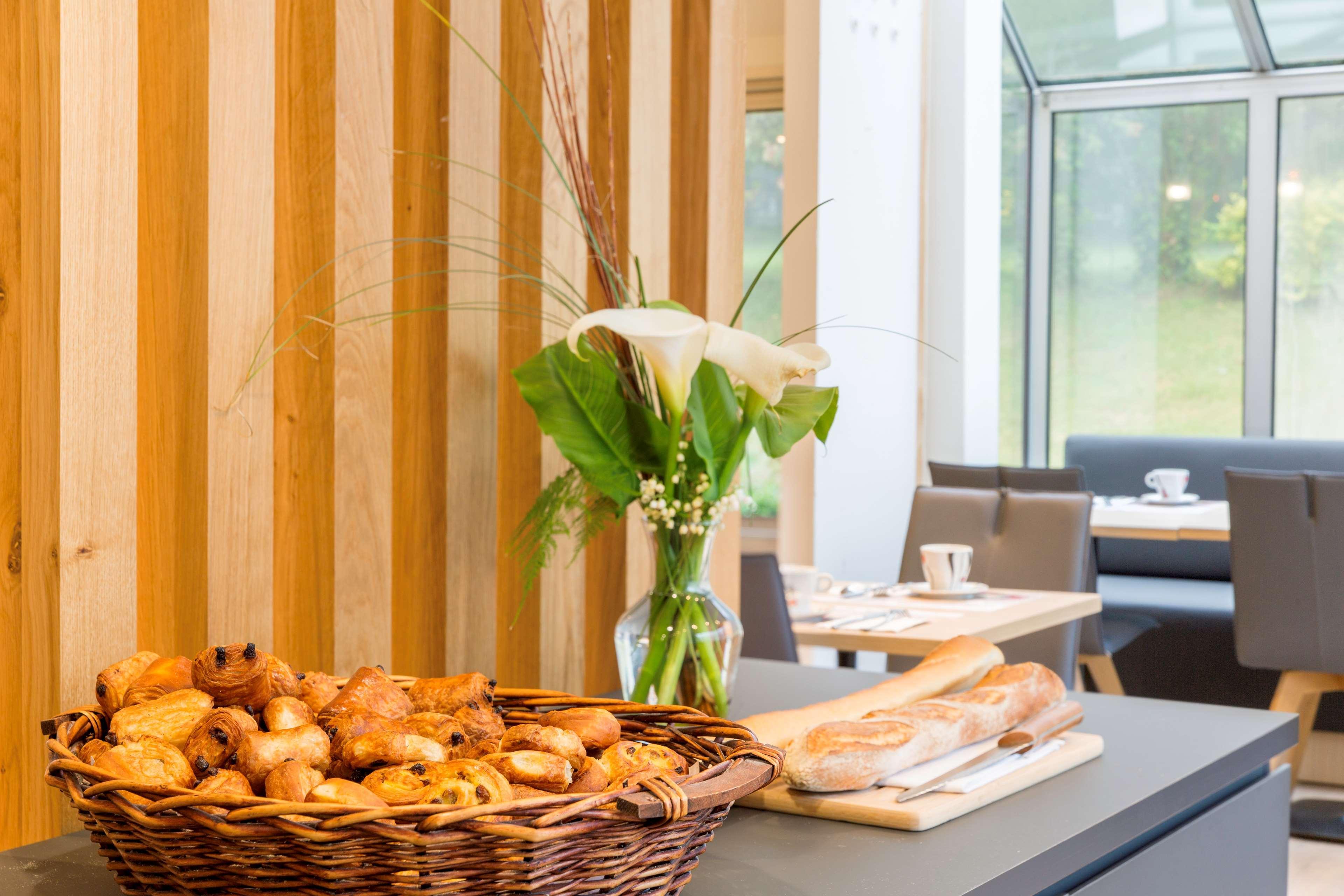Best Western Armor Park Dinan Et Spa Exterior photo